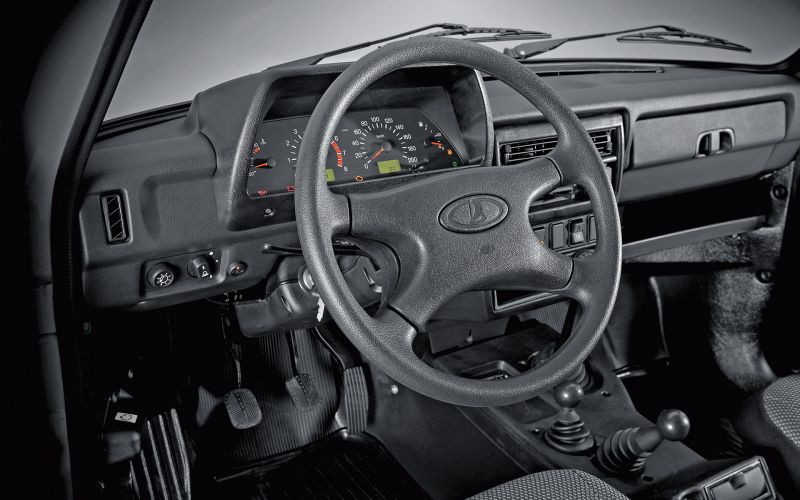 Обзор LADA Niva Legend 3 дв.: фотографии интерьера и экстерьера авто