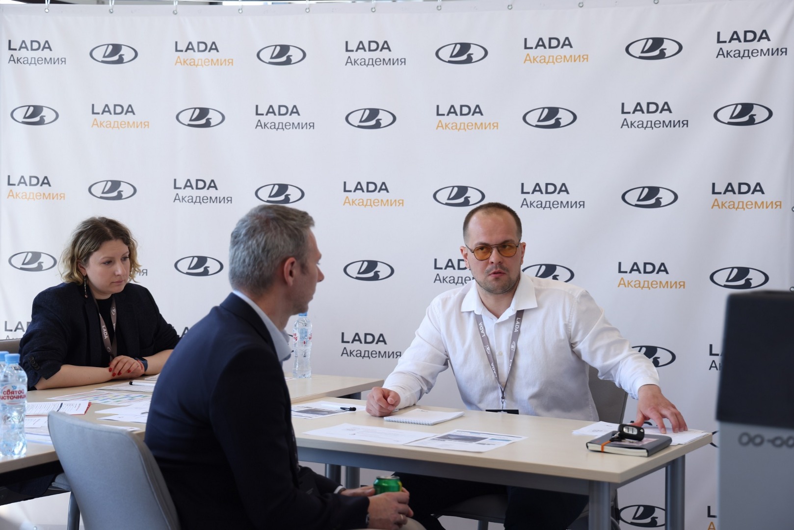 LADA ВЫБРАЛА ЛУЧШИХ СОТРУДНИКОВ ДИЛЕРСКИХ ЦЕНТРОВ - Бугач-Авто - дилер LADA  в г. Красноярск