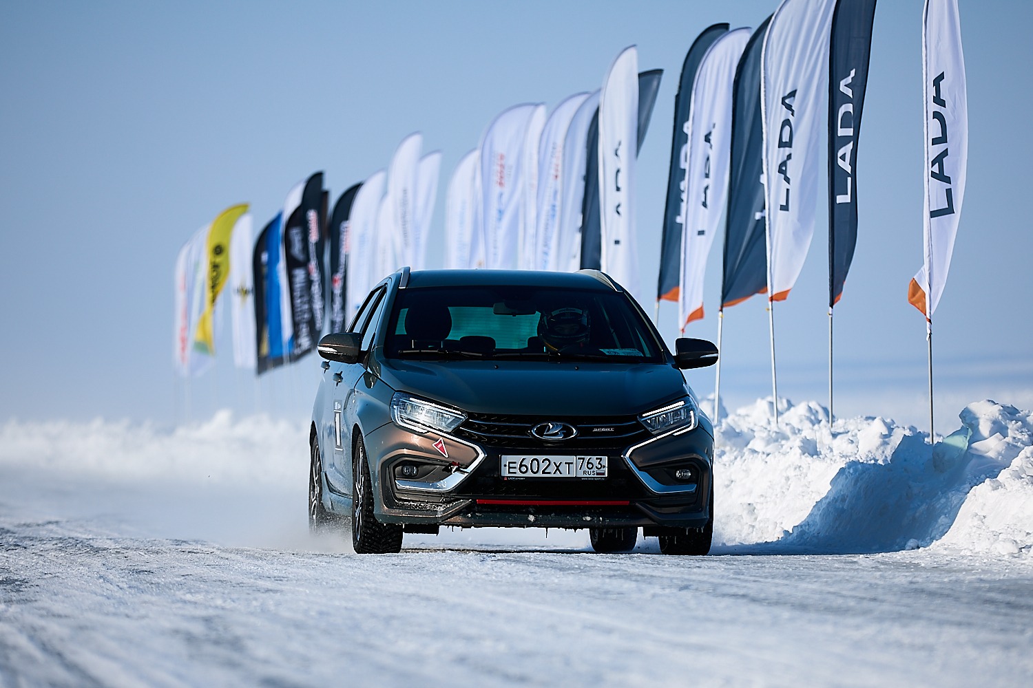 LADA SPORT ROSNEFT УСТАНОВИЛА 7 РЕКОРДОВ НА ФЕСТИВАЛЕ СКОРОСТИ «ЖИГУЛЕВСКАЯ  МИЛЯ» - ИЮЛЬ Лада - дилер LADA в г. Екатеринбург