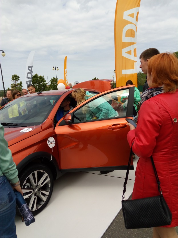 LADA Vesta Cross: СОЗДАНА БЫТЬ УНИКАЛЬНОЙ! Презентация на Дне города 12 июня!