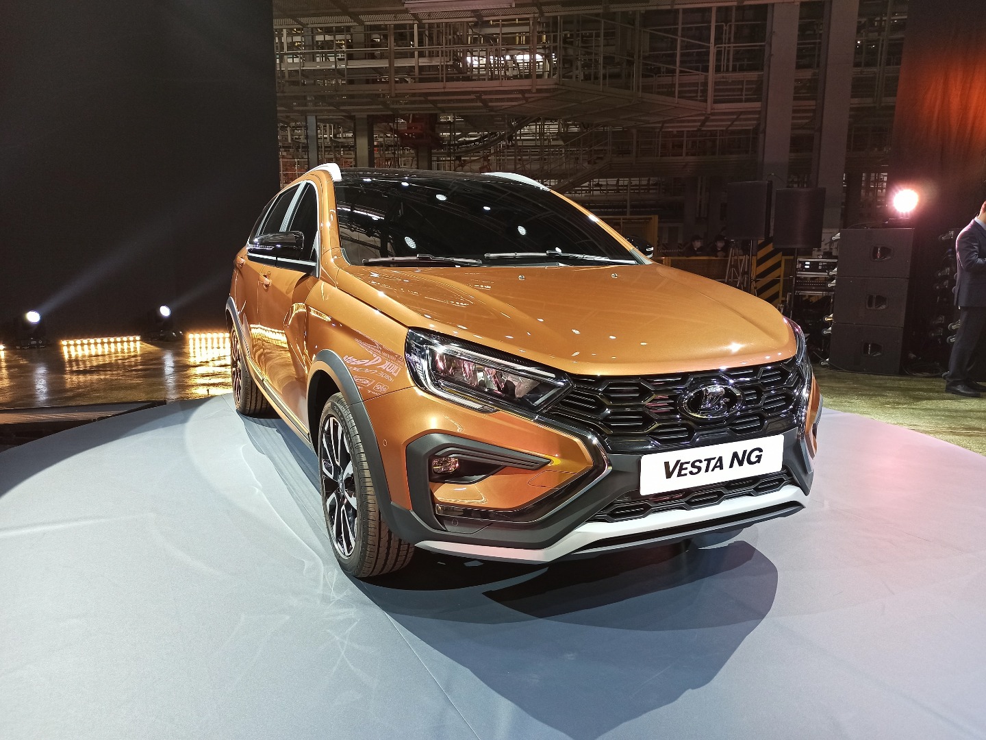 LADA VESTA. НОВОЕ ПОКОЛЕНИЕ ФЛАГМАНА ЗАДАЕТ НОВЫЕ СТАНДАРТЫ В КЛАССЕ - Иж- Лада ул.Ленина, 184 - дилер LADA в г. Ижевск