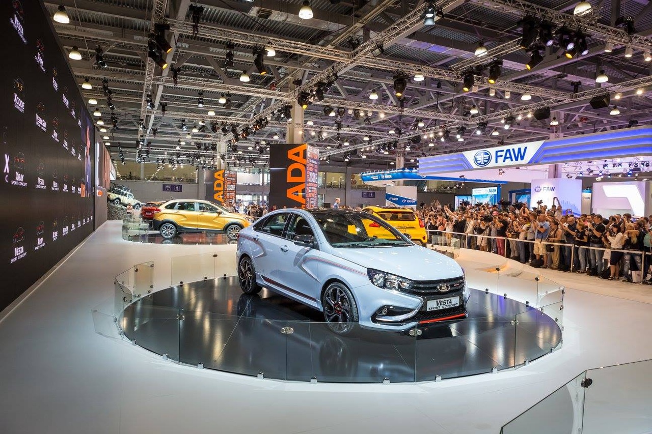 LADA представила 4 новые модели и показала развитие дизайн-концепции Бренда