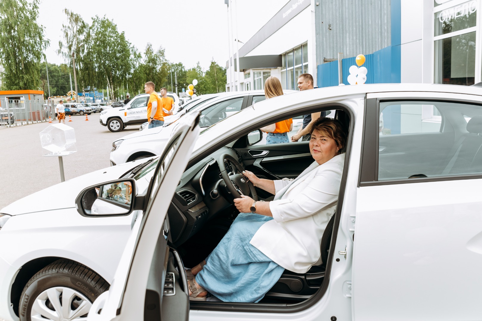 photo-https://static.lada.ru/files/sd/1278/gallery/c15bff0b-4d02-4d22-aab6-391321b6f1ef.jpeg