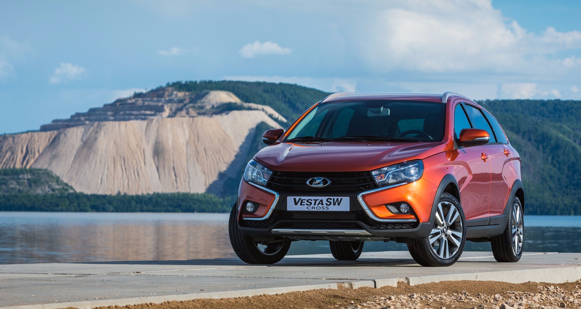 LADA Vesta SW Cross и LADA Vesta SW: ломая стереотипы