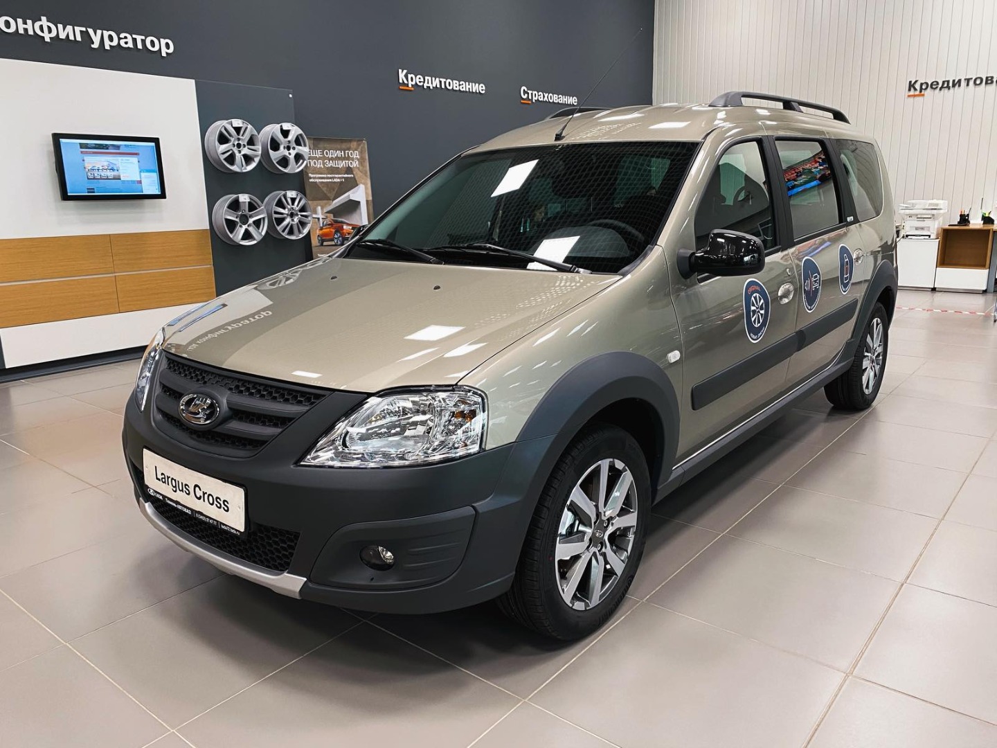 Старт продаж специальной модели LADA Largus Cross Quest
