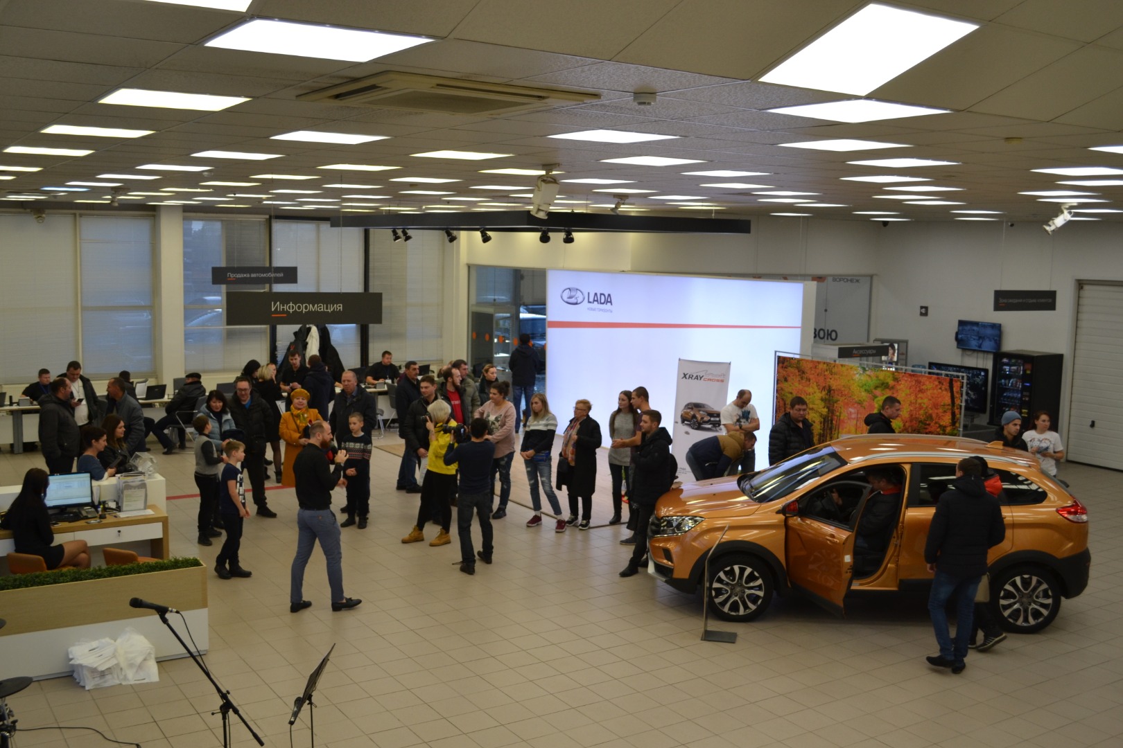 Презентация нового автомобиля LADA XRAY CROSS