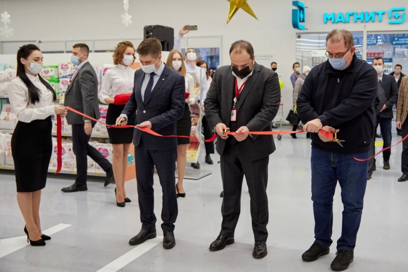 LADA в торговом зале: новый формат суперсторов «Магнит»