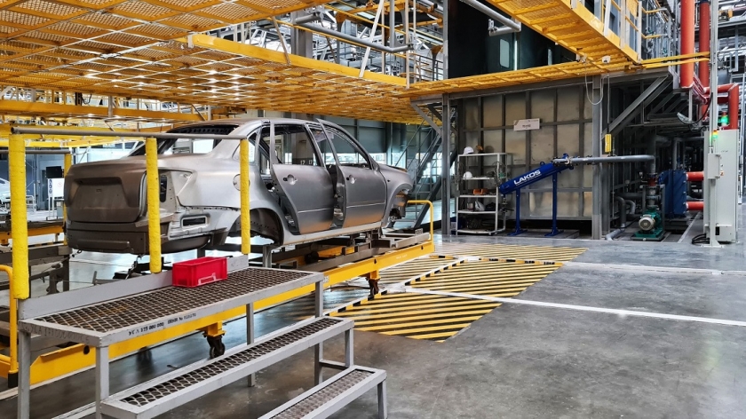 photo-https://static.lada.ru/files/sd/2143/gallery/8008139.jpeg