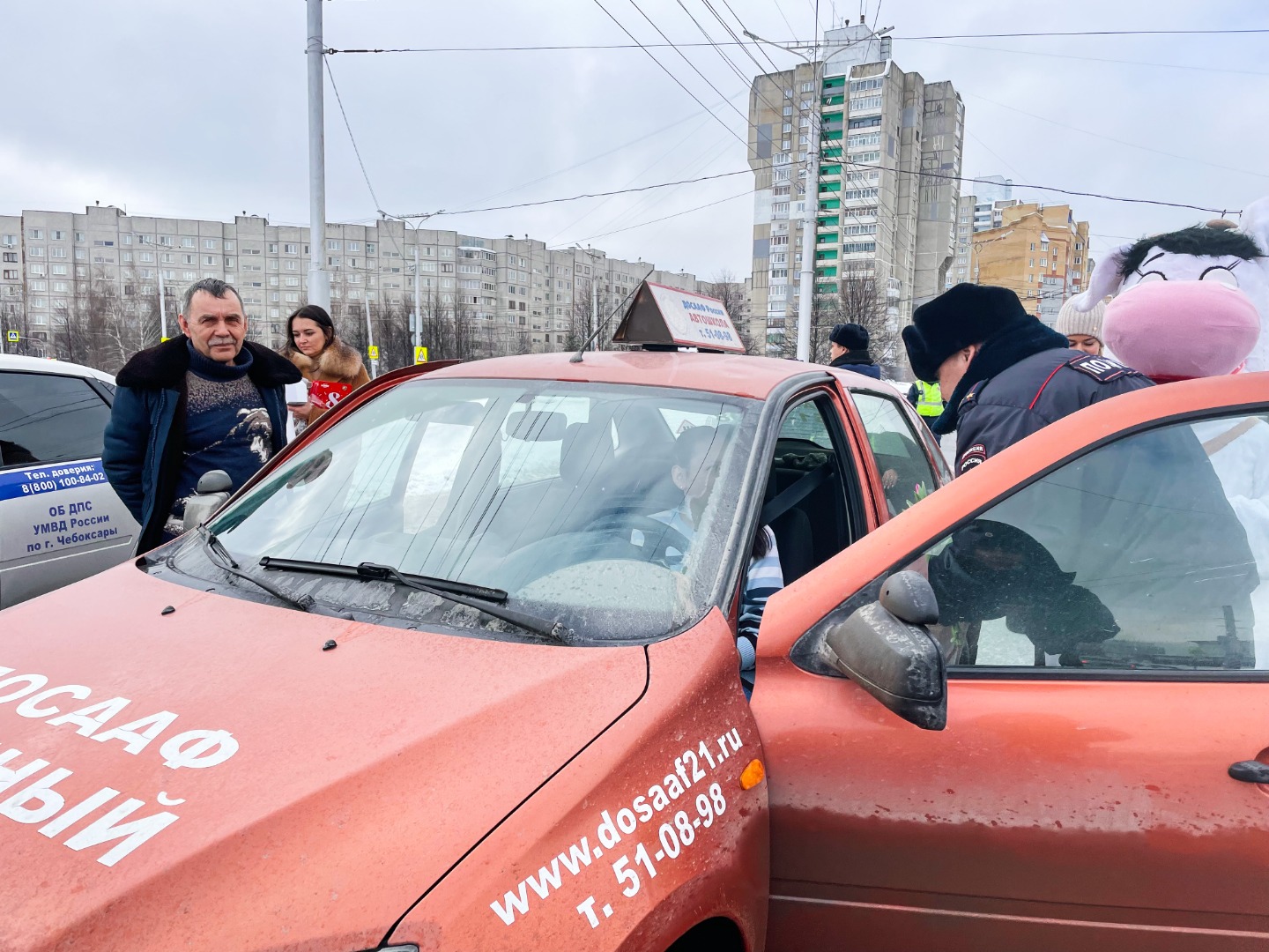 Такси тройка Ярославль. Такси Вологда. ДТП такси тройка Ярославль. Первое городское такси.