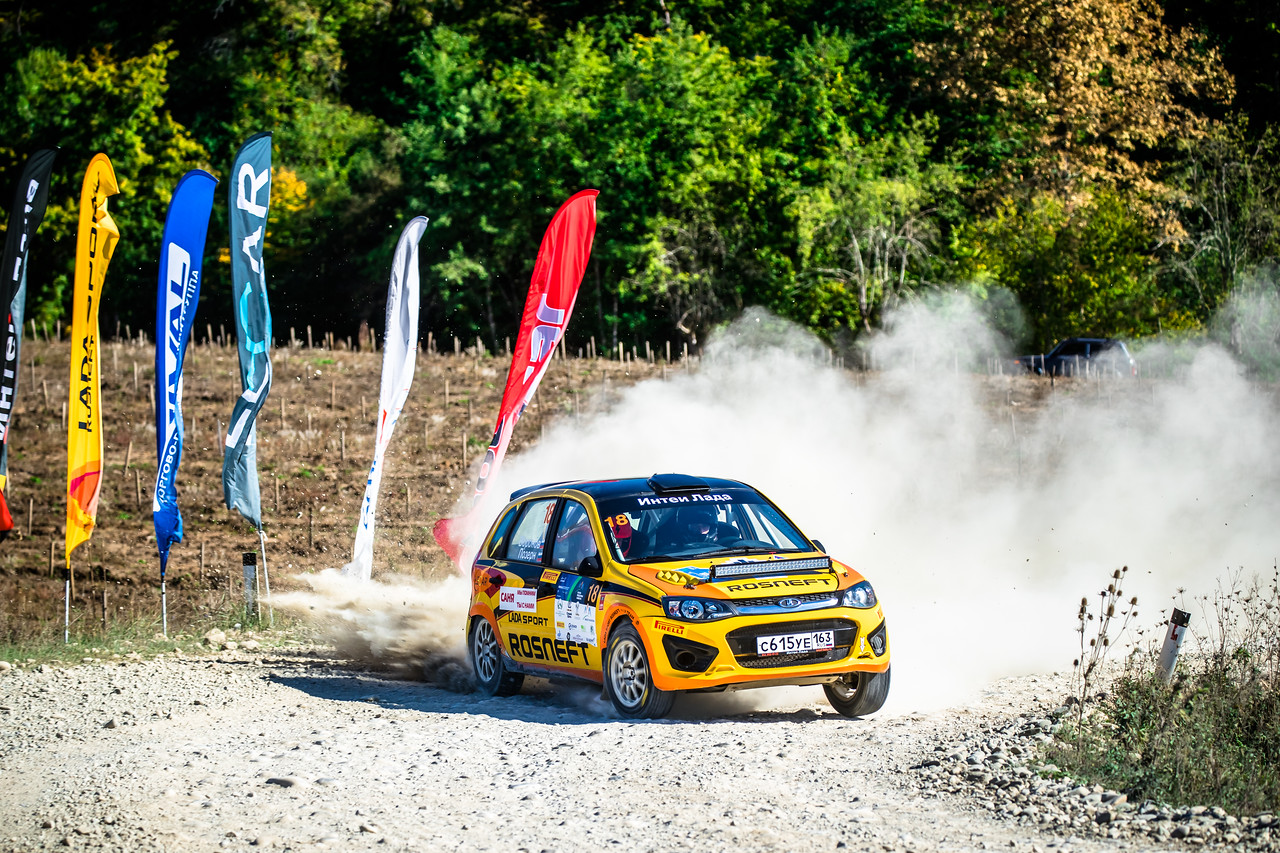 Окончание гоночного раллийного сезона ознаменовалось победой LADA SPORT ROSNEFT во всех классах