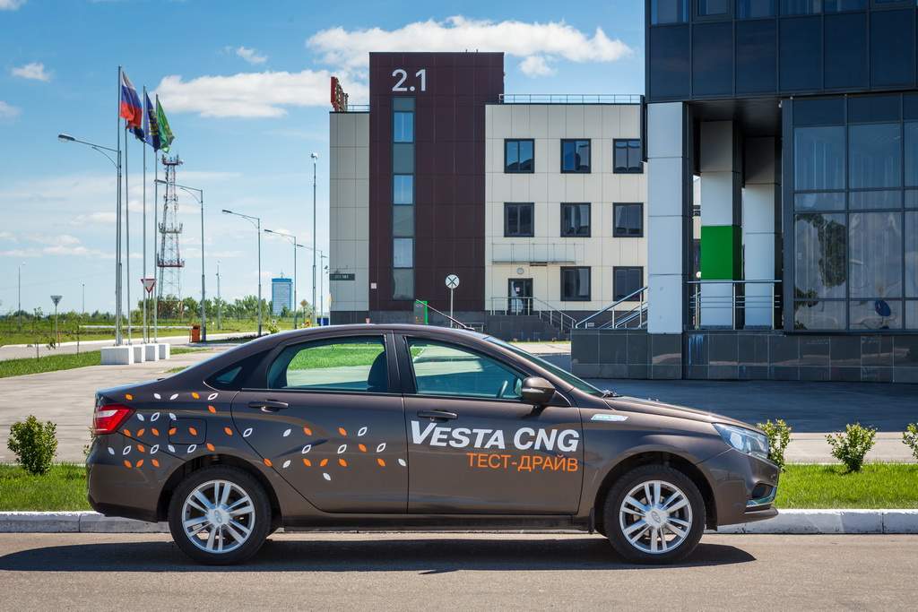 Lada-Vesta-CNG11.jpg (100 KB)