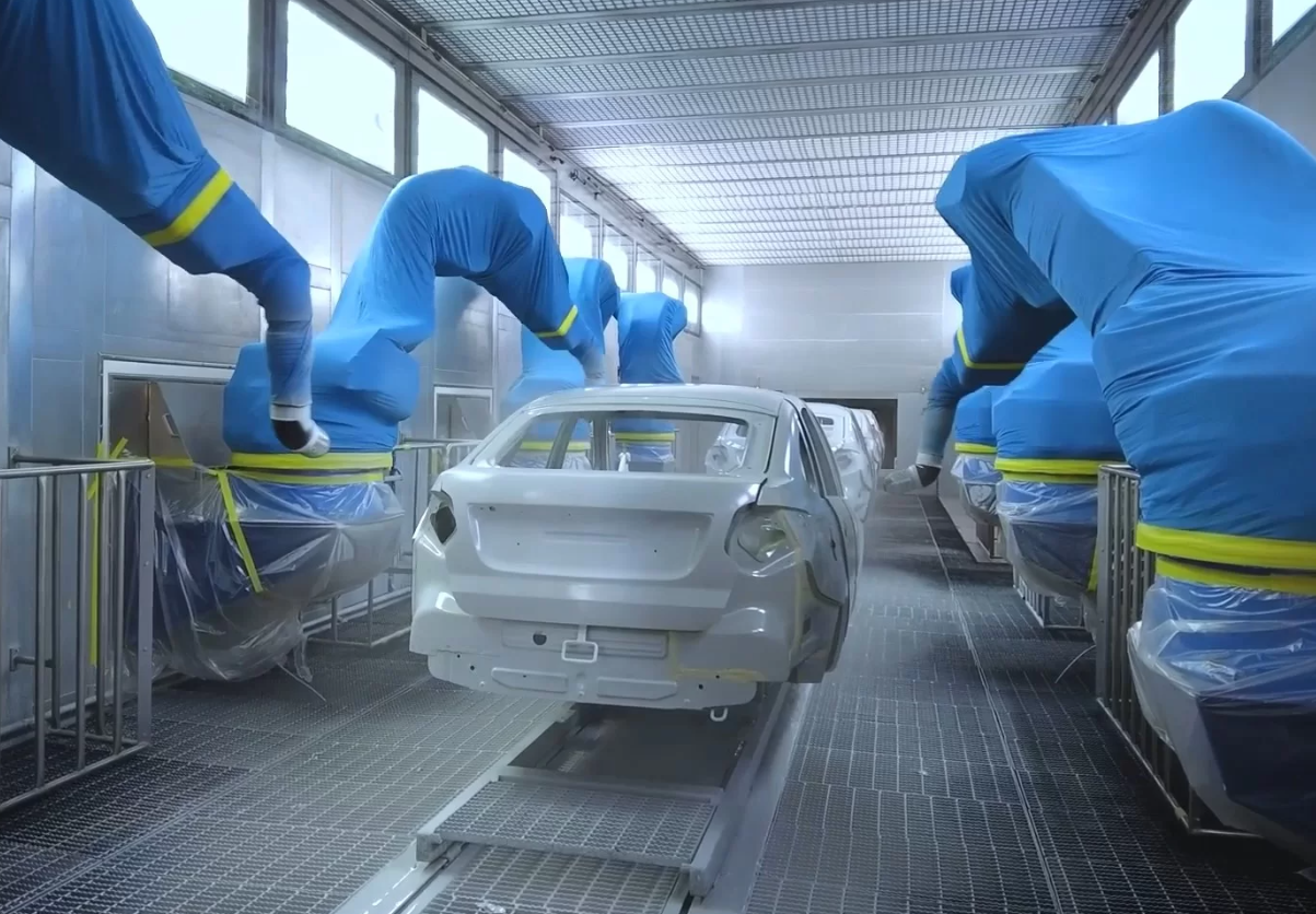 АВТОВАЗ показал, как красят автомобили LADA в 2025 году