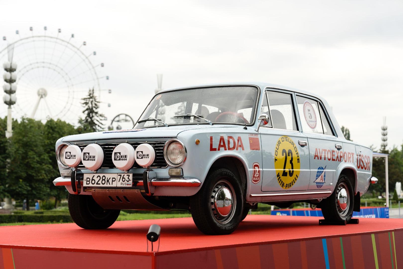 ОТ «ЖИГУЛЕЙ» ДО LADA AZIMUT: АВТОВАЗ ГОТОВИТ МАСШТАБНУЮ ЭКСПОЗИЦИЮ НА ВДНХ