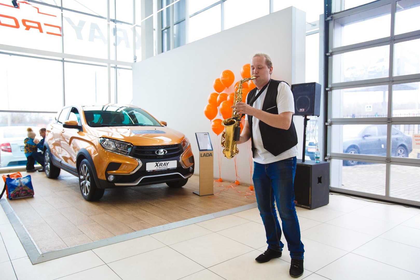 СВОЙ В ЛЮБОЙ СРЕДЕ! Презентация в ДЦ ЛАДА центр Череповец LADA XRAY Cross!