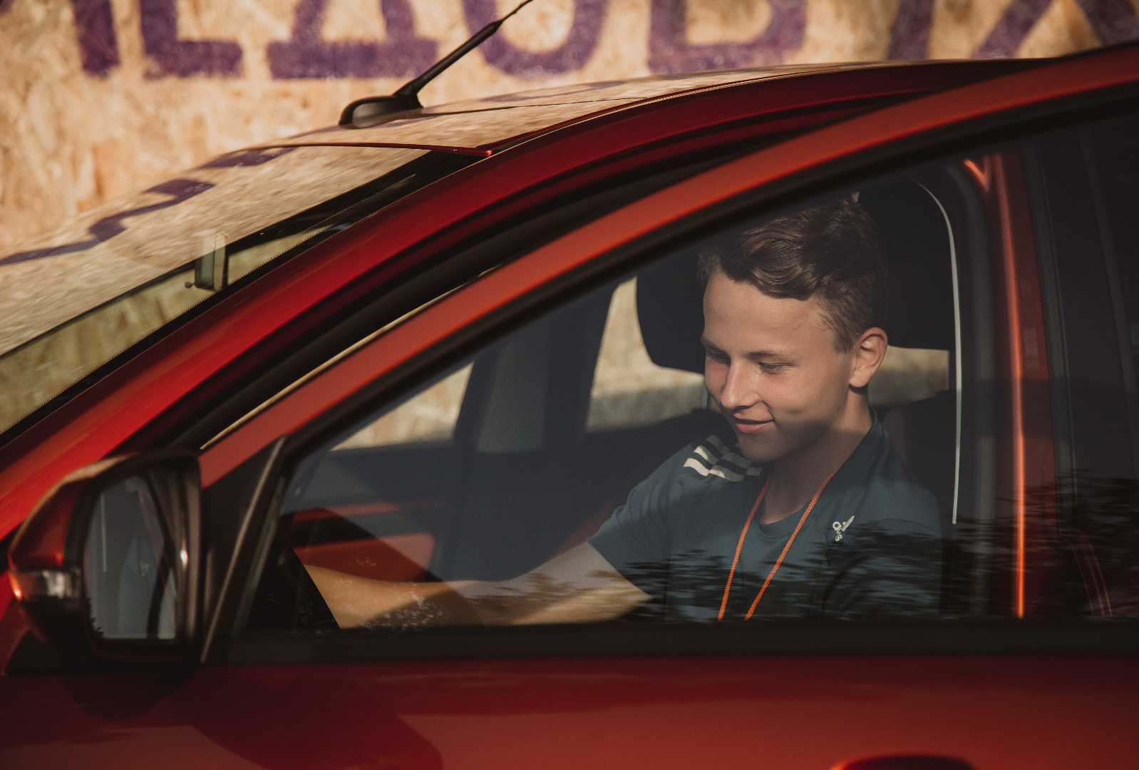 photo-https://static.lada.ru/files/sd/584111993/gallery/4338375.jpeg