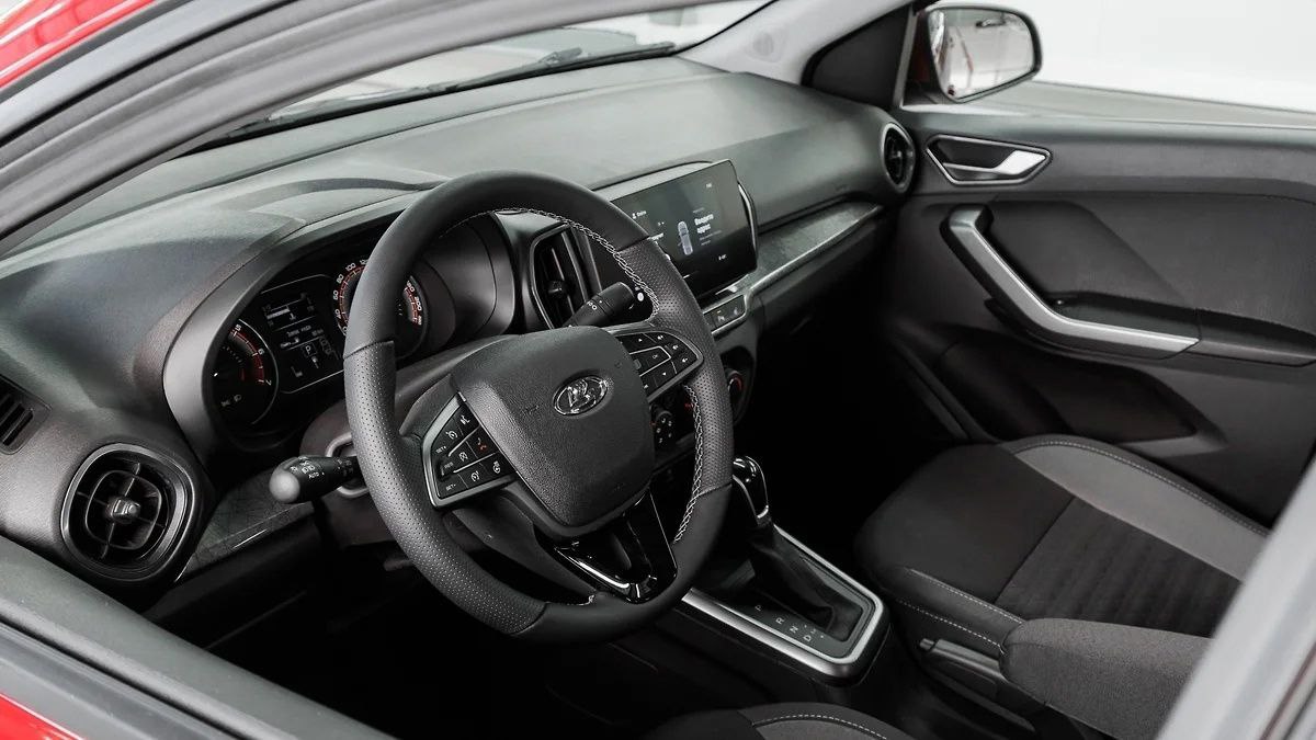 photo-https://static.lada.ru/files/sd/584111993/gallery/8cbca93a-69cb-408f-8f08-803f401792d2.jpeg