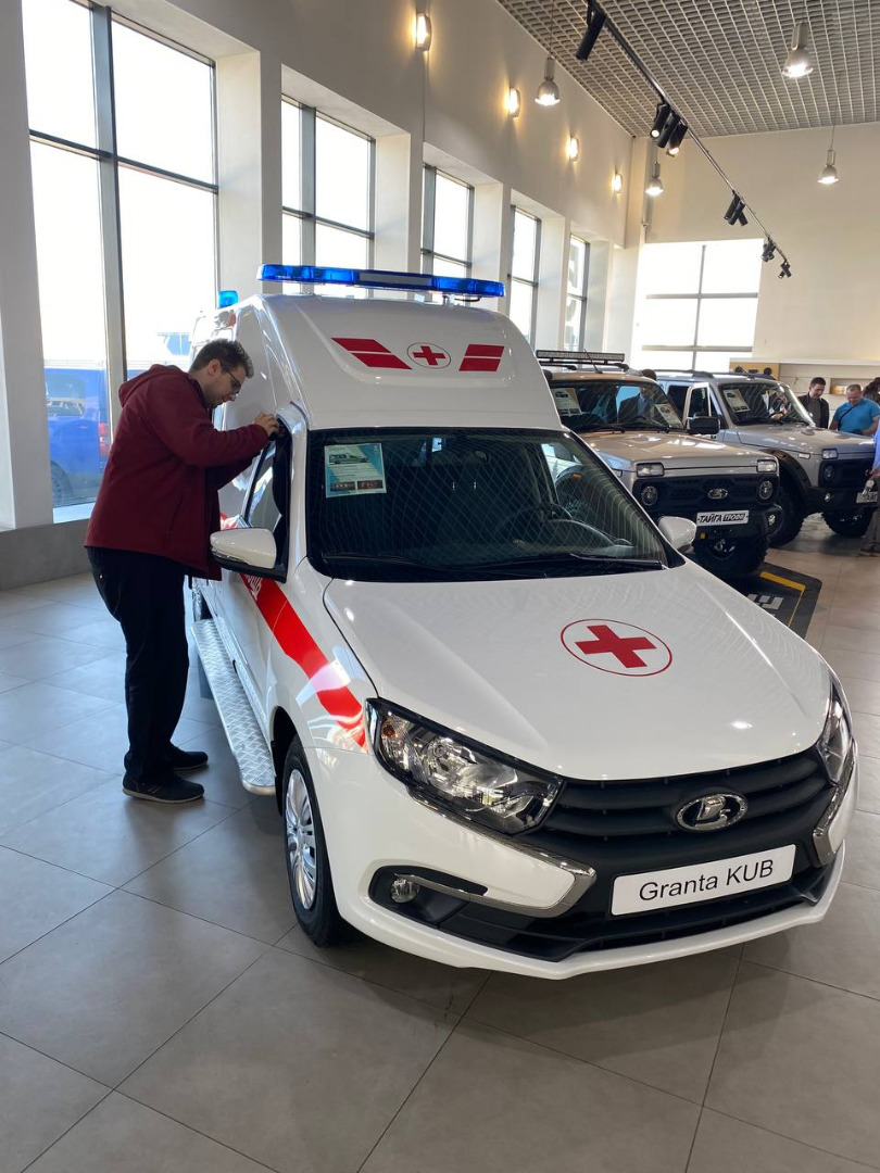 Презентация новых моделей на базе LADA