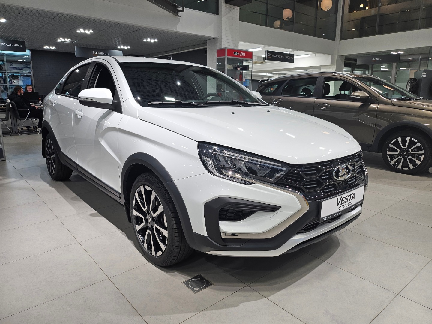 LADA Vesta Cross - стильный и функциональный