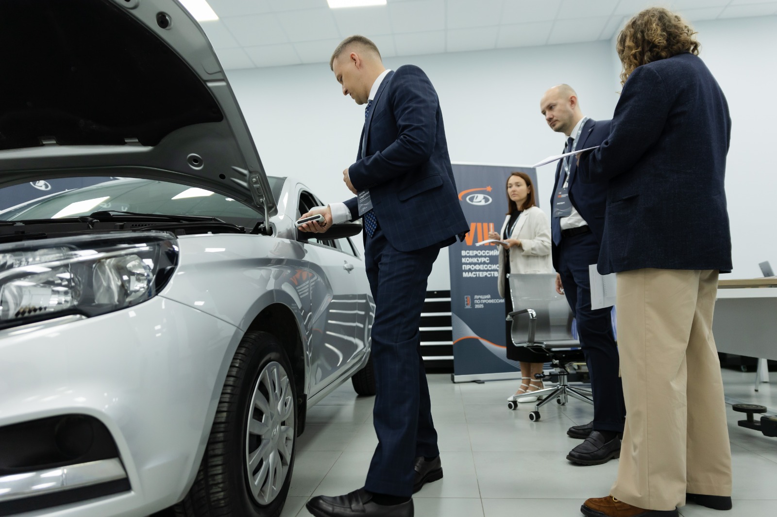 АВТОВАЗ ОПРЕДЕЛИЛ ЛУЧШИХ СПЕЦИАЛИСТОВ ДИЛЕРСКОЙ СЕТИ В ЕЖЕГОДНОМ КОНКУРСЕ ПРОФЕССИОНАЛЬНОГО МАСТЕРСТВА