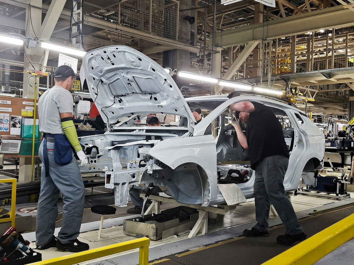 photo-https://static.lada.ru/images/v6/press-releases/%D0%A1%D0%B1%D0%BE%D1%80%D0%BA%D0%B0%20LADA%20Iskra_1.jpg