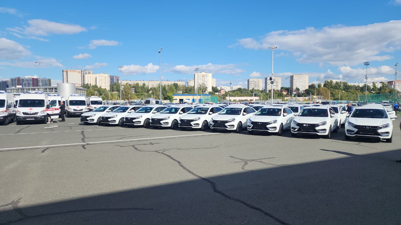 АВТОВАЗ ПОСТАВИЛ 80 БИЗНЕС-СЕДАНОВ LADA AURA В РЕСПУБЛИКАНСКИЕ АВТОПАРКИ ТАТАРСТАНА