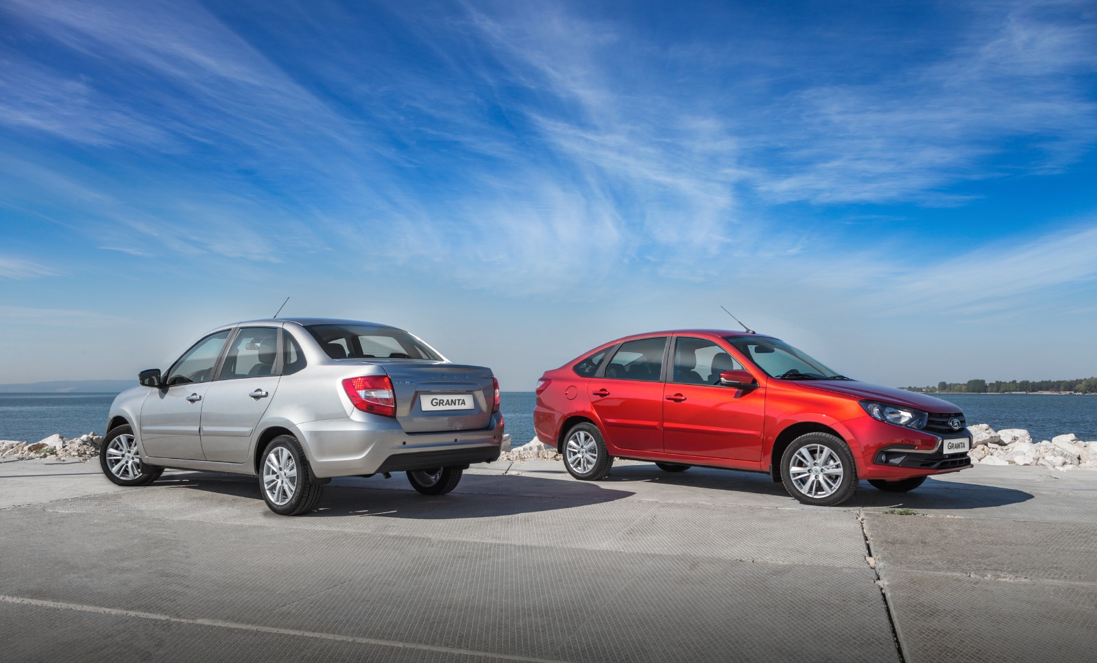 LADA GRANTA WITH AUTOMATIC TRANSMISSION IS ALREADY AVAILABLE AT DEALERS’ SHOWROOMS