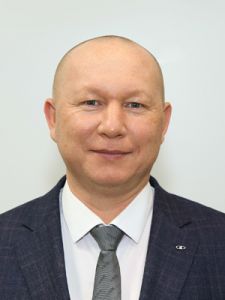 Ахматов Данис