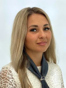 Александра Несиямова