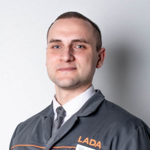 Тихомиров Артем