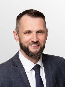 Эдуард Васильевич Чернокнижник
