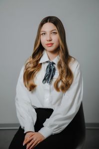 Николаева Элина